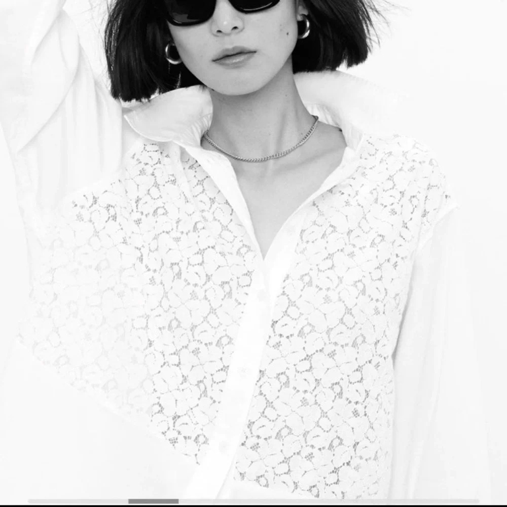 Gap White Lace Bib Big Shirt Petite S 100% cotton like new